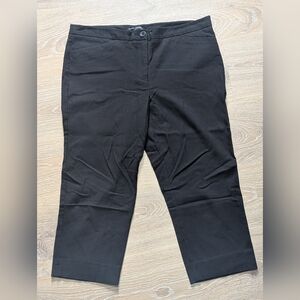 Mario Serrani Italy Women's 12 Black Capri Dress Pants Career Cropped‎